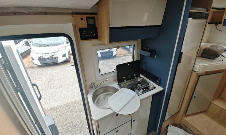 ci-horon81xt-caravanbacci