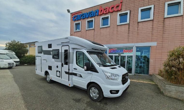 ci-horon81xt-caravanbacci