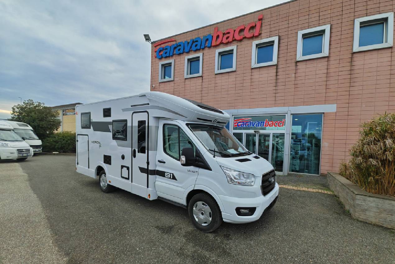ci-horon81xt-caravanbacci