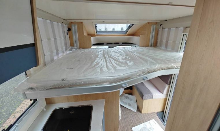 ci-horon85xt-caravanbacci