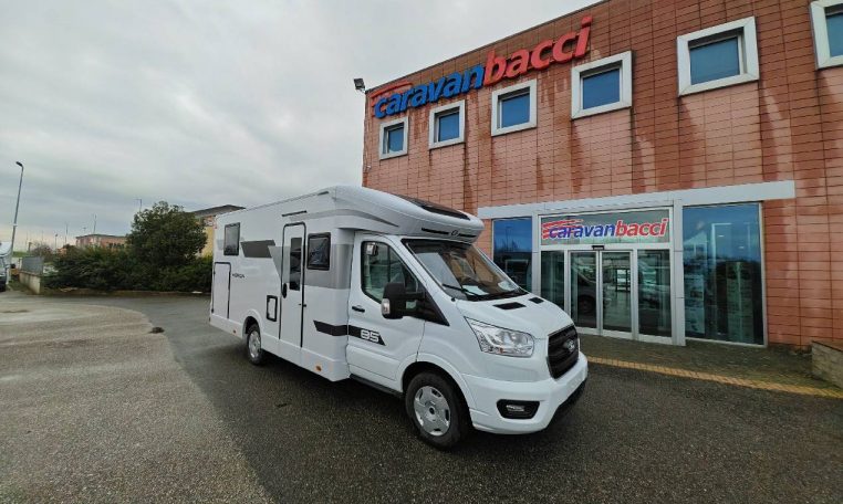 ci-horon85xt-caravanbacci