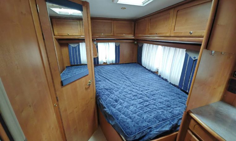 rapido-7098f-caravanbacci