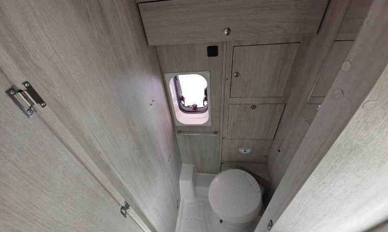 rollerteam-livingstonek2-caravanbacci