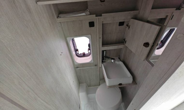 rollerteam-livingstonek2-caravanbacci