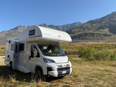 Noleggiare un camper in bassa stagione: idee e consigli