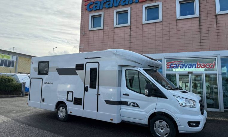 ci-horon84xt-caravanbacci