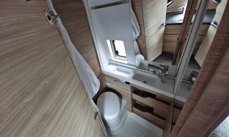 knaus-boxstar600family-caravanbacci