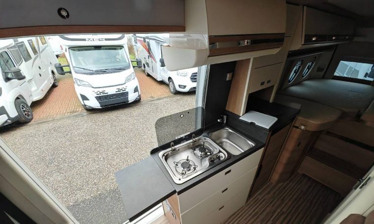 malibu-640le-caravanbacci