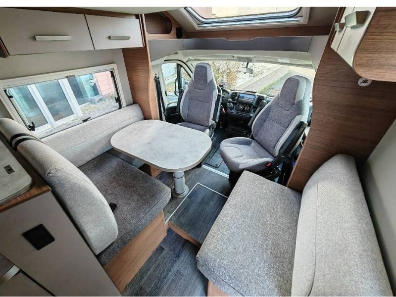 Camper per coppia o famiglia