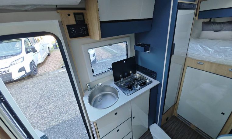 ci-horon91xtfit-caravanbacci