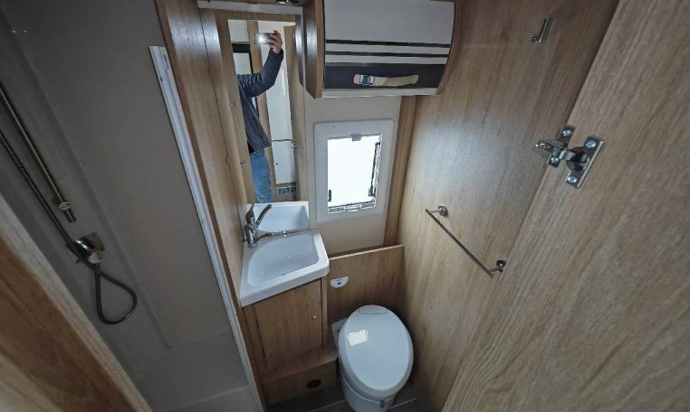 ci-horon95xt-caravanbacci