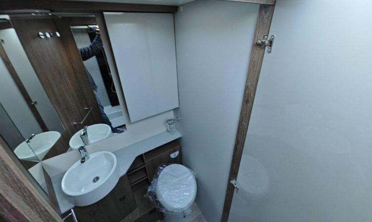 ci-magis87xt-caravanbacci