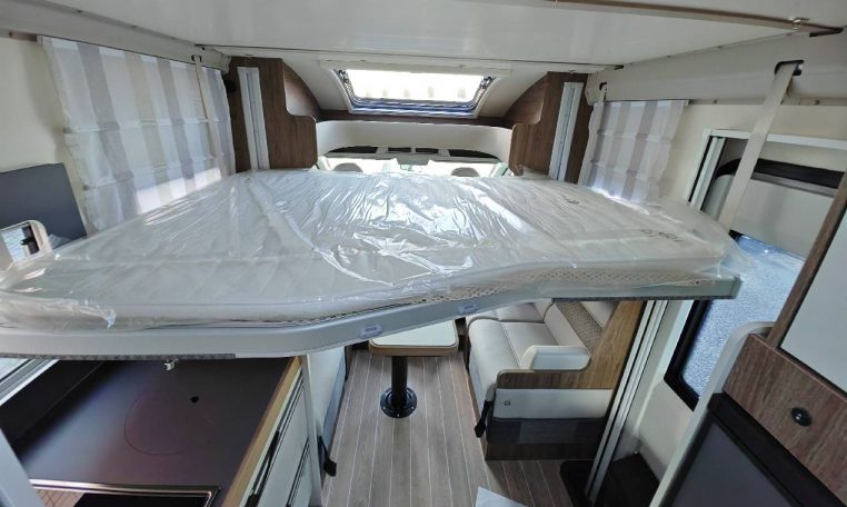 ci-magis87xt-caravanbacci