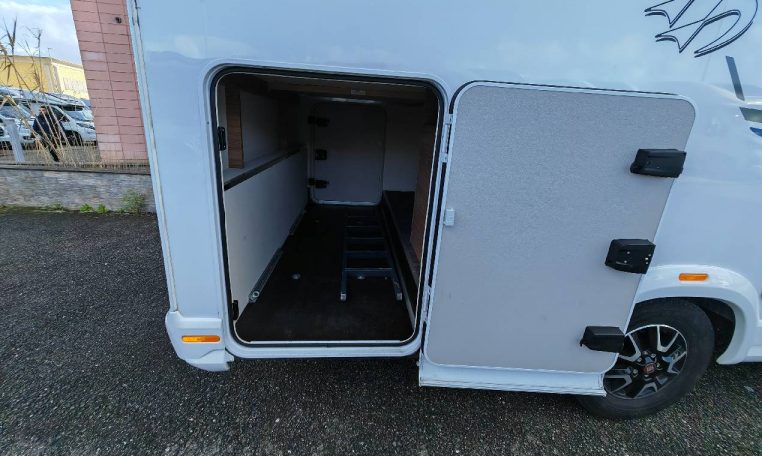 knaus-live650-caravanbacci