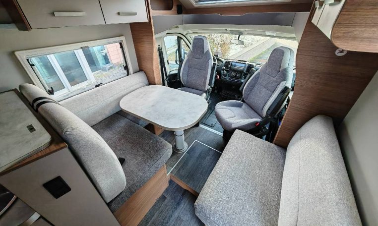 knaus-live650-caravanbacci