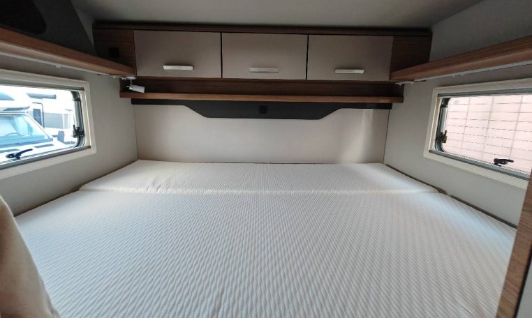 knaus-live650-caravanbacci