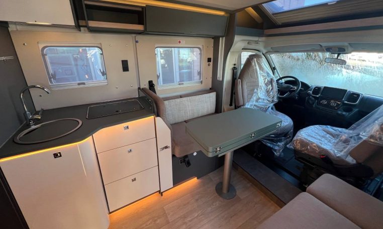 laika-kosmol412ds-caravanbacci