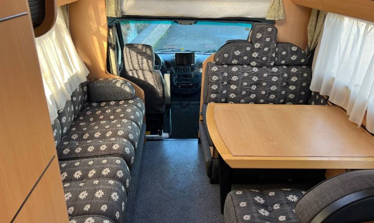 laika-kreos3004-caravanbacci