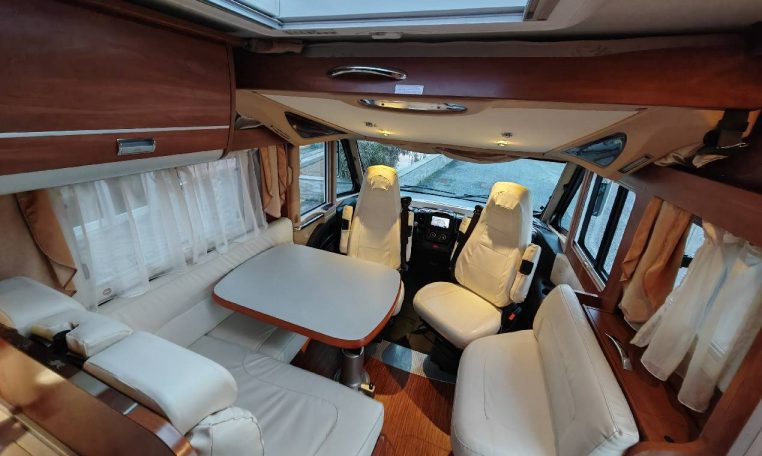 laika-kreos7009-caravanbacci