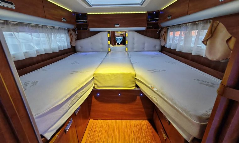 laika-kreos7009-caravanbacci