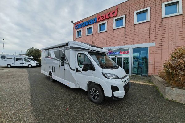 mclouis-mc4879-caravanbacci