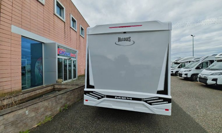 mclouis-mc4879-caravanbacci