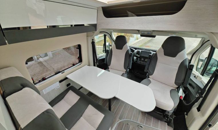 rollerteam-livingstone2poweredition-caravanbacci