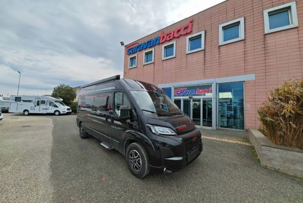 rollerteam-livingstone2poweredition-caravanbacci