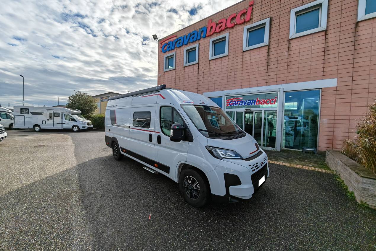 rollerteam-livingstoneduoxl-caravanbacci