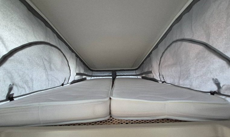 rollerteam-livingstoneduoxlpopup-caravanbacci