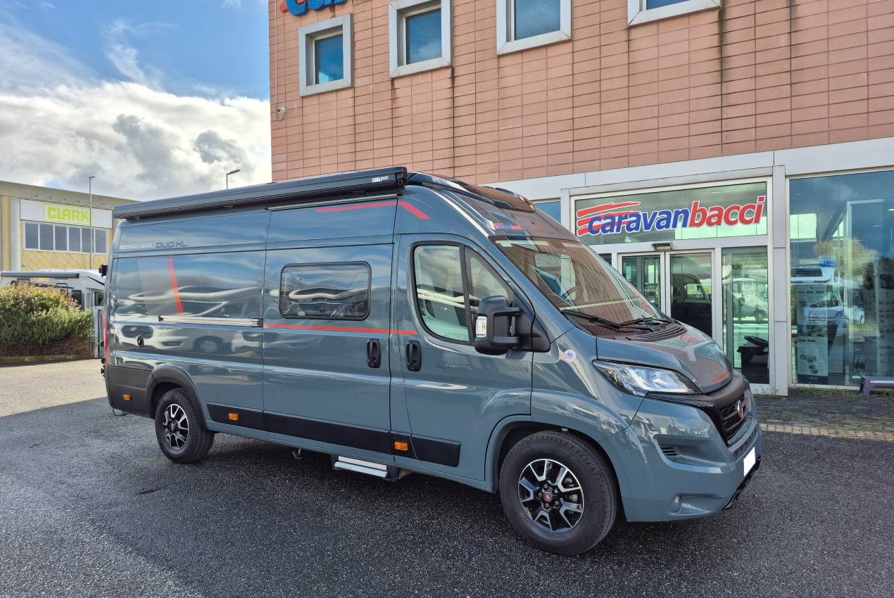 rollerteam-livingstoneduoxlpopup-caravanbacci