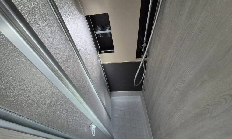 rollerteam-livingstoneduoxlpopup-caravanbacci