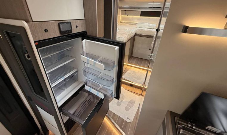 rollerteam-zefiro287poweredtl-caravanbacci