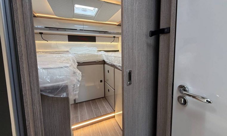 rollerteam-zefiro287poweredtl-caravanbacci