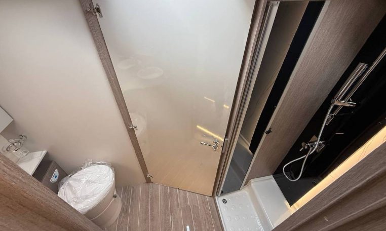 rollerteam-zefiro287poweredtl-caravanbacci