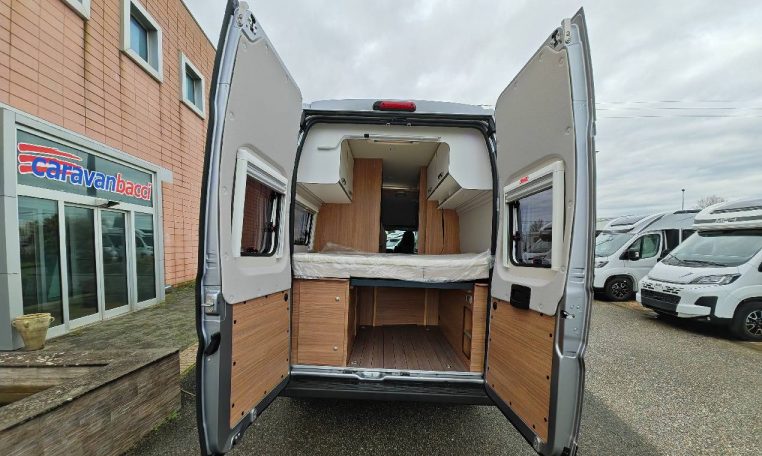weinsberg-carabus600dq-caravanbacci