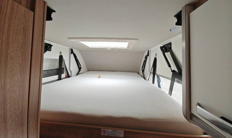 weinsberg-carabus600dq-caravanbacci