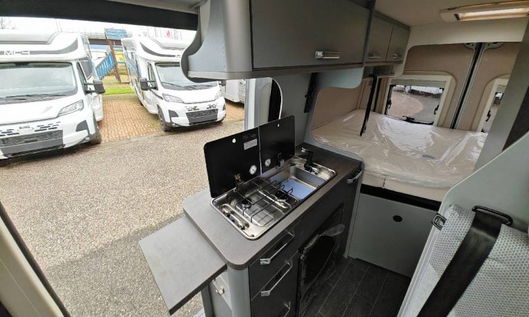 weinsberg-carabusgrey540mq-caravanbacci