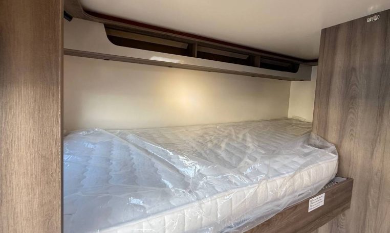 rollerteam-kronos274tl-caravanbacci