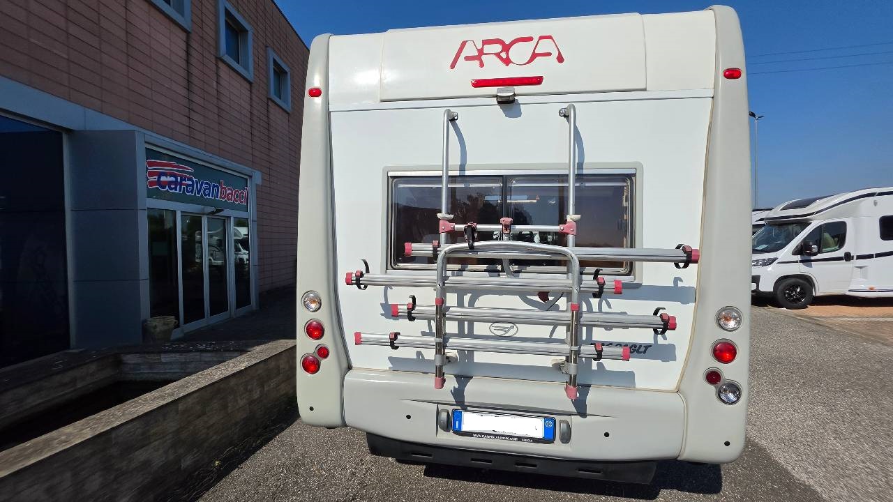 Arca M 681 GLT