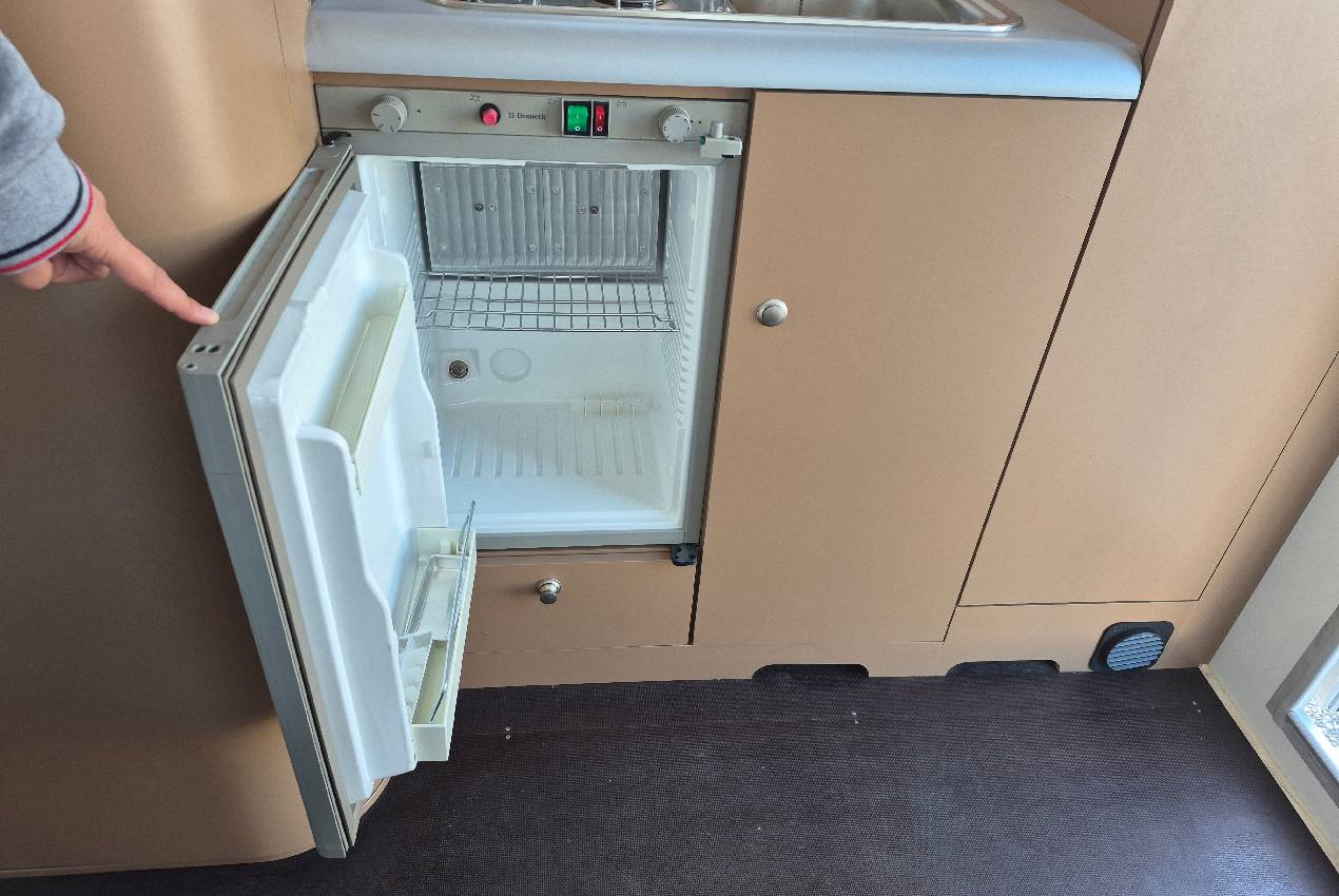 KNAUS WO6