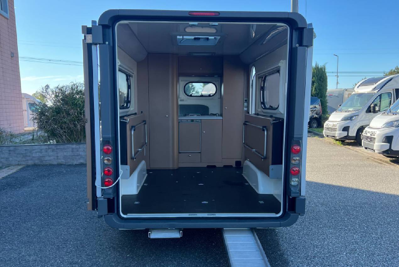 KNAUS WO6